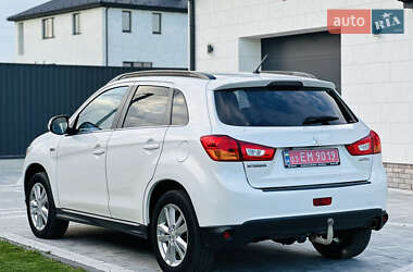 Внедорожник / Кроссовер Mitsubishi ASX 2014 в 