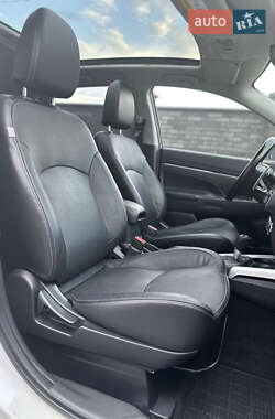Внедорожник / Кроссовер Mitsubishi ASX 2014 в 
