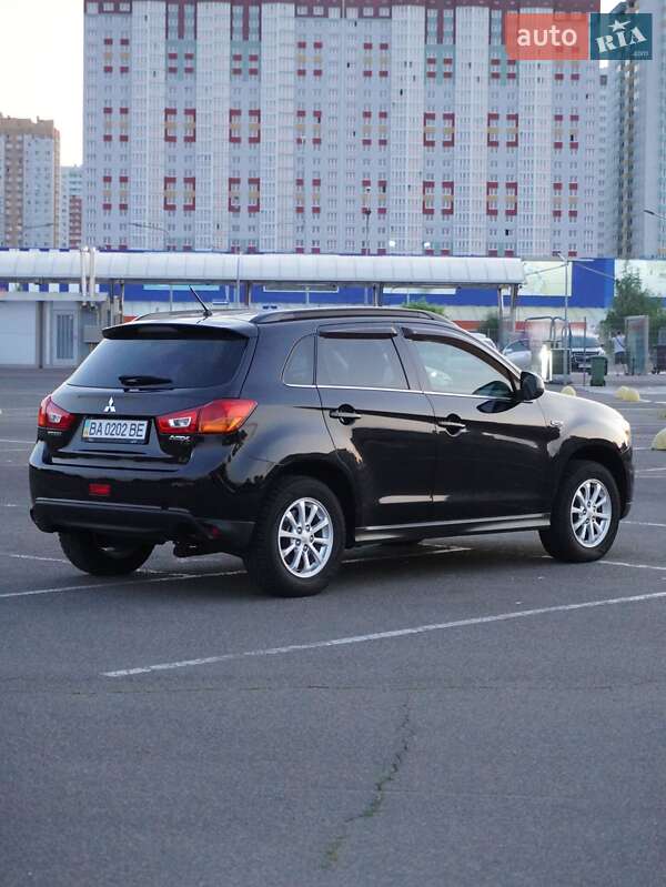 Внедорожник / Кроссовер Mitsubishi ASX 2014 в Киеве