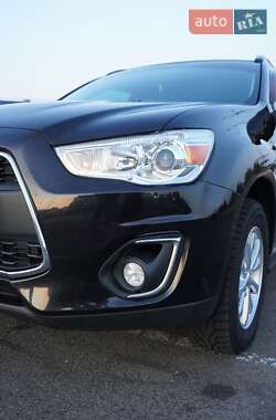 Внедорожник / Кроссовер Mitsubishi ASX 2014 в 