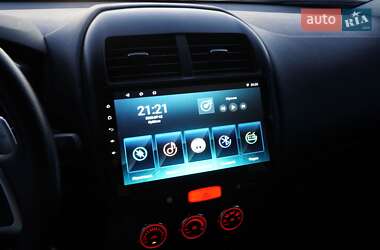 Внедорожник / Кроссовер Mitsubishi ASX 2014 в 