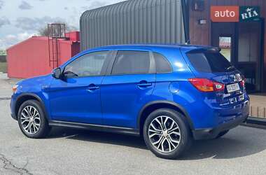 Внедорожник / Кроссовер Mitsubishi ASX 2016 в 