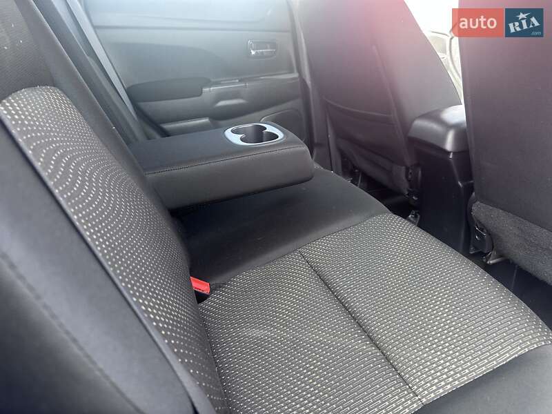 Внедорожник / Кроссовер Mitsubishi ASX 2016 в Киеве