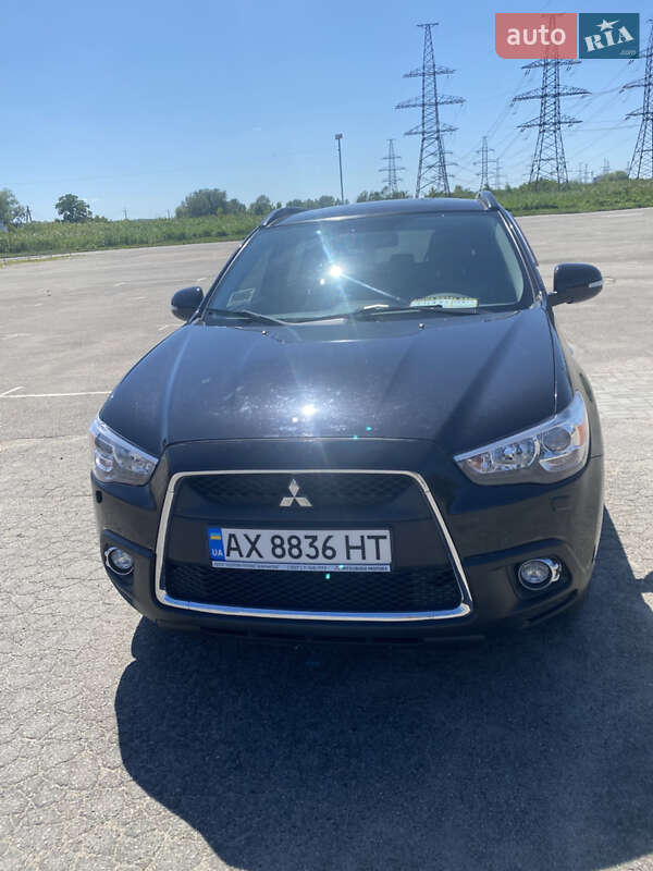 Mitsubishi ASX 2011