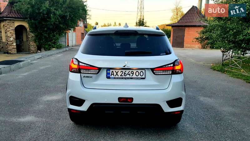 Позашляховик / Кросовер Mitsubishi ASX 2024 в Харкові