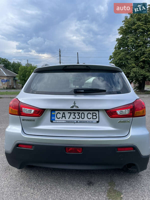 Внедорожник / Кроссовер Mitsubishi ASX 2011 в Черкассах