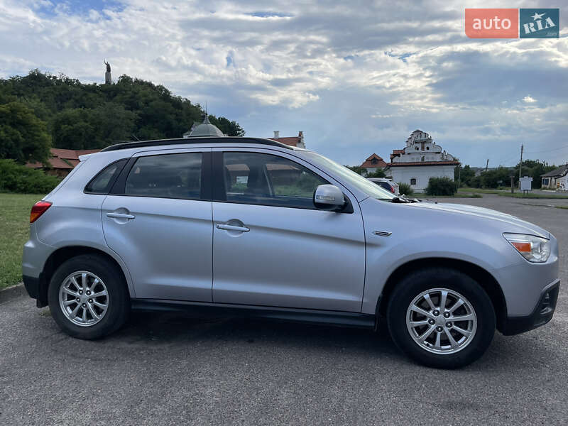Mitsubishi ASX 2011