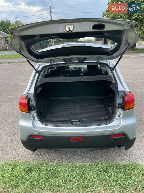 Внедорожник / Кроссовер Mitsubishi ASX 2011 в Черкассах