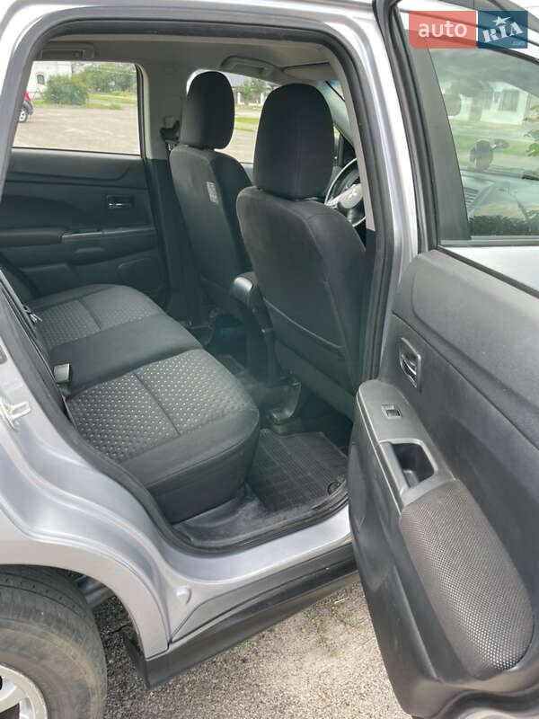 Внедорожник / Кроссовер Mitsubishi ASX 2011 в Черкассах