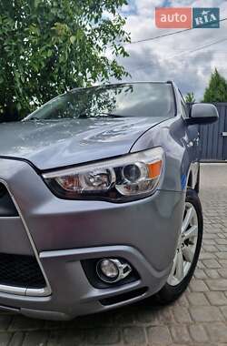 Внедорожник / Кроссовер Mitsubishi ASX 2011 в 