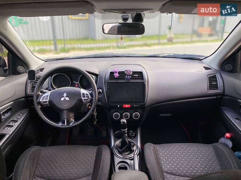 Позашляховик / Кросовер Mitsubishi ASX 2010 в Черкасах