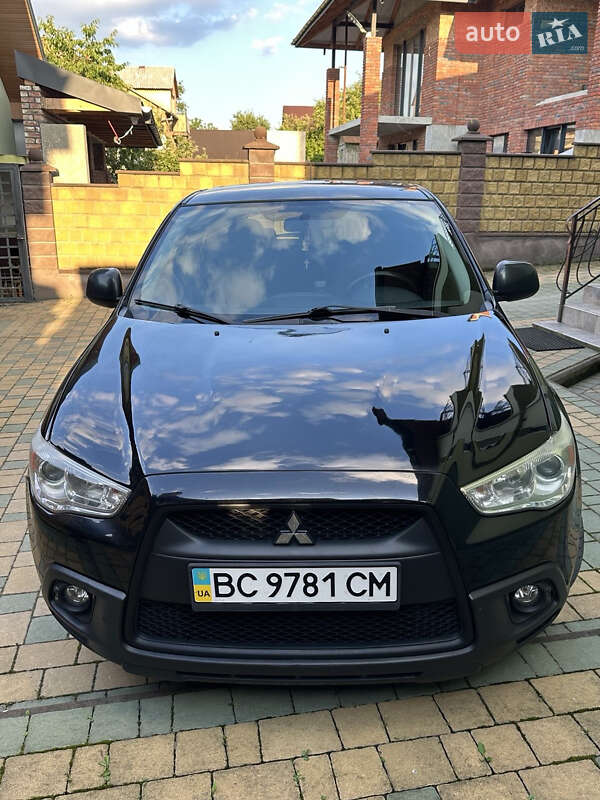 Mitsubishi ASX 2011