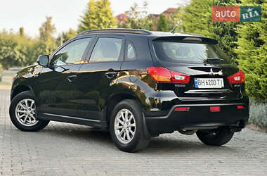 Внедорожник / Кроссовер Mitsubishi ASX 2010 в 