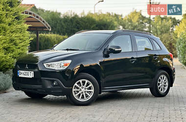 Внедорожник / Кроссовер Mitsubishi ASX 2010 в 