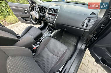 Внедорожник / Кроссовер Mitsubishi ASX 2010 в 