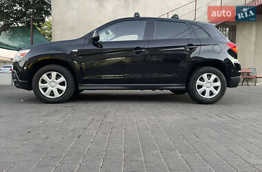 Внедорожник / Кроссовер Mitsubishi ASX 2011 в 