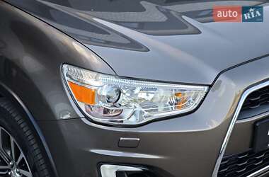 Позашляховик / Кросовер Mitsubishi ASX 2016 в 