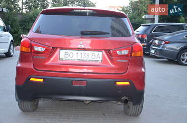 Внедорожник / Кроссовер Mitsubishi ASX 2012 в 