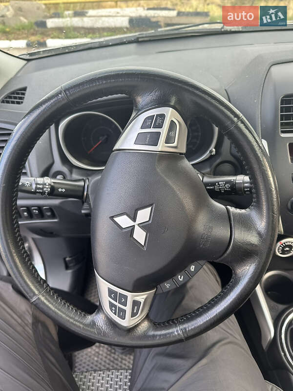 Внедорожник / Кроссовер Mitsubishi ASX 2011 в Овруче