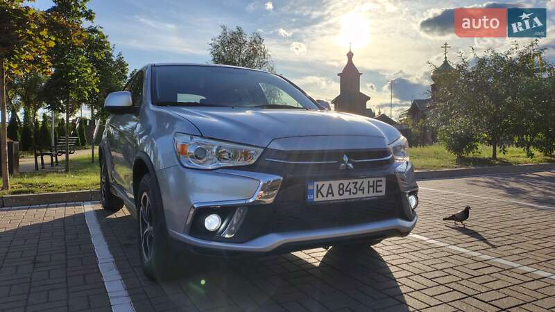 Внедорожник / Кроссовер Mitsubishi ASX 2019 в Киеве