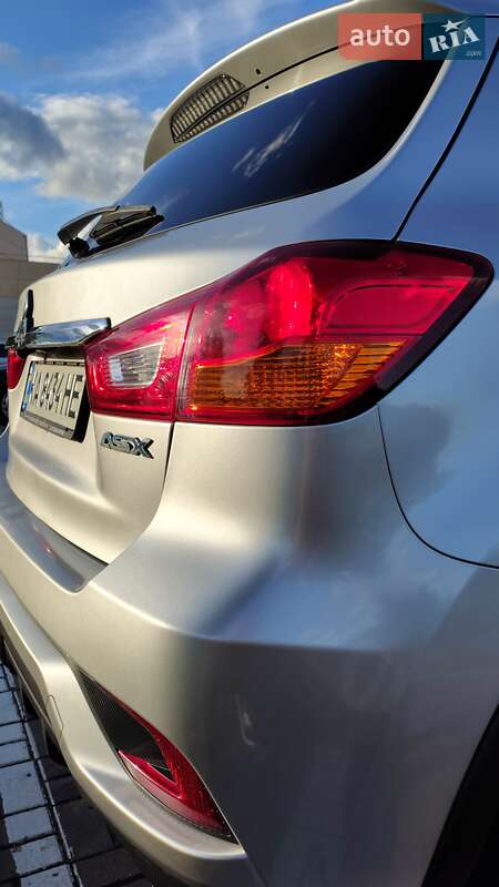 Внедорожник / Кроссовер Mitsubishi ASX 2019 в Киеве