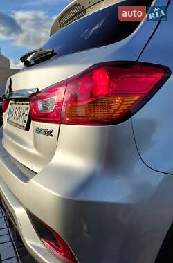 Внедорожник / Кроссовер Mitsubishi ASX 2019 в 