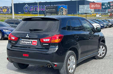 Внедорожник / Кроссовер Mitsubishi ASX 2014 в 