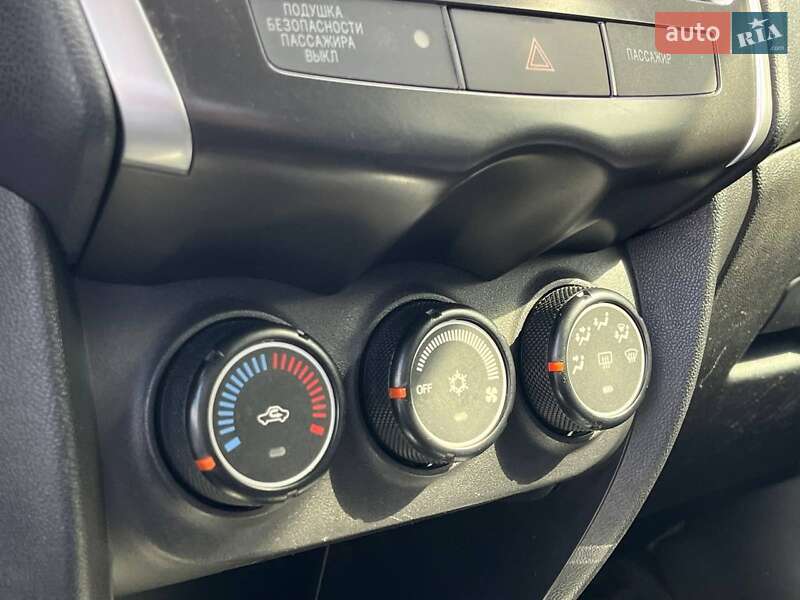 Внедорожник / Кроссовер Mitsubishi ASX 2014 в Львове