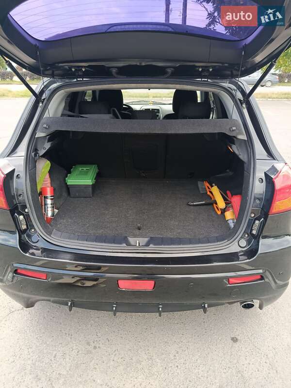 Позашляховик / Кросовер Mitsubishi ASX 2011 в Бориславі