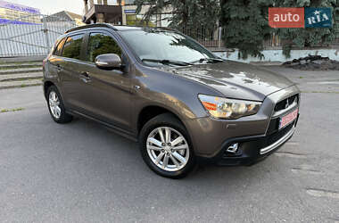 Внедорожник / Кроссовер Mitsubishi ASX 2011 в 