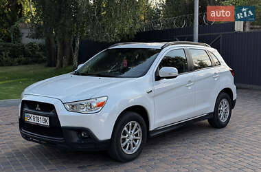 Внедорожник / Кроссовер Mitsubishi ASX 2011 в 