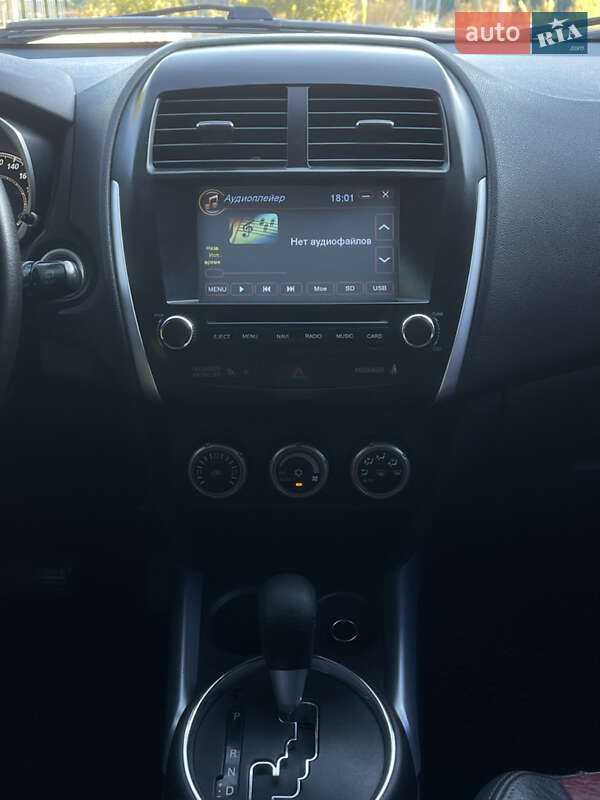 Внедорожник / Кроссовер Mitsubishi ASX 2011 в Николаеве