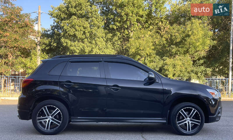 Внедорожник / Кроссовер Mitsubishi ASX 2011 в Николаеве