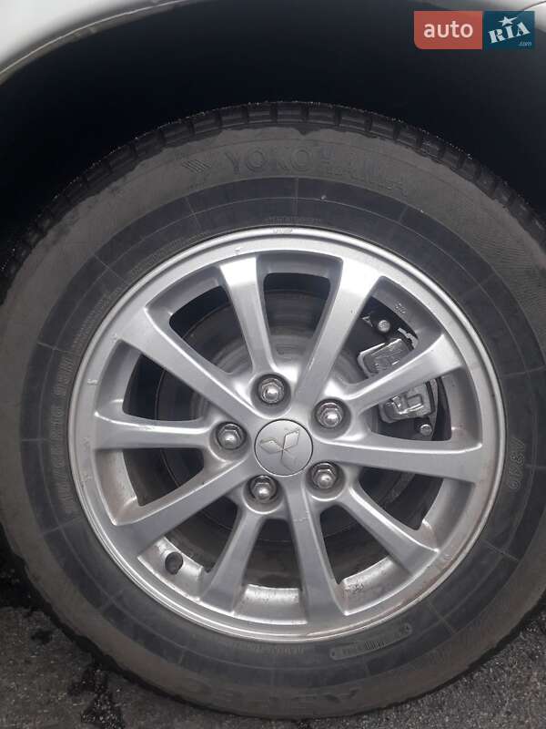 Внедорожник / Кроссовер Mitsubishi ASX 2011 в Павлограде