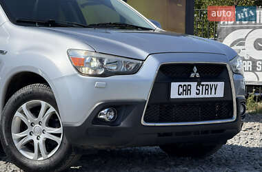 Внедорожник / Кроссовер Mitsubishi ASX 2010 в 