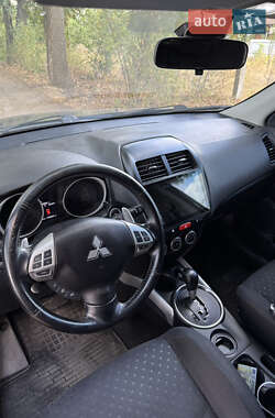 Внедорожник / Кроссовер Mitsubishi ASX 2010 в 