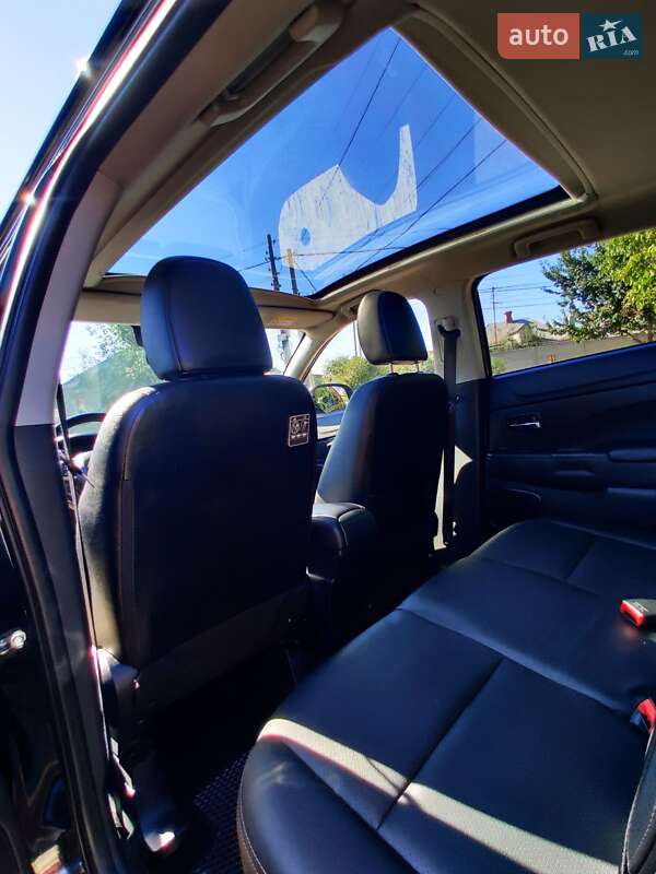 Внедорожник / Кроссовер Mitsubishi ASX 2013 в Сумах