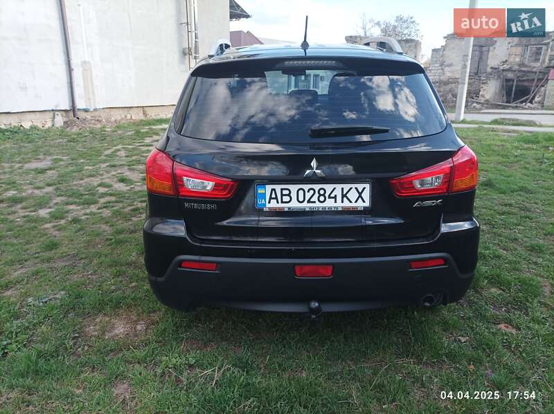 Позашляховик / Кросовер Mitsubishi ASX 2010 в Чернівцях