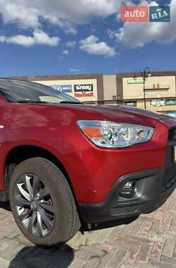 Внедорожник / Кроссовер Mitsubishi ASX 2012 в 