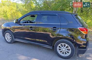 Внедорожник / Кроссовер Mitsubishi ASX 2011 в 