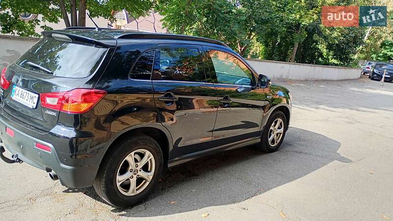 Внедорожник / Кроссовер Mitsubishi ASX 2010 в Киеве