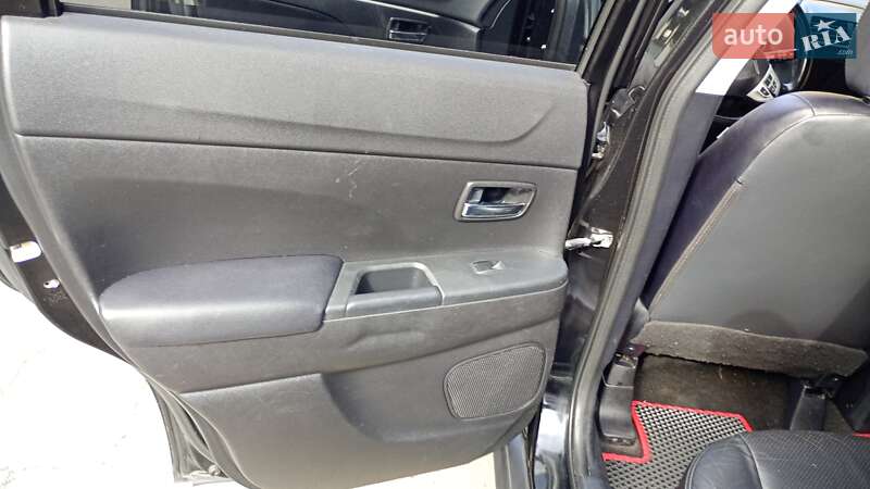 Внедорожник / Кроссовер Mitsubishi ASX 2010 в Киеве