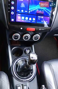 Внедорожник / Кроссовер Mitsubishi ASX 2010 в Киеве