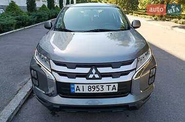 Внедорожник / Кроссовер Mitsubishi ASX 2021 в 