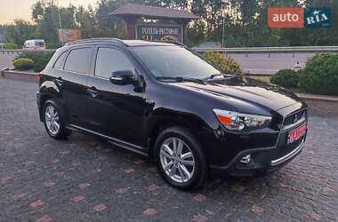 Внедорожник / Кроссовер Mitsubishi ASX 2011 в 