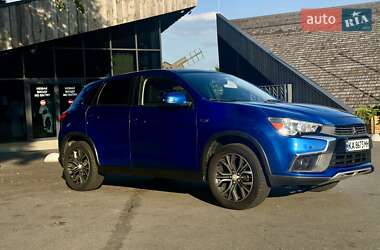 Внедорожник / Кроссовер Mitsubishi ASX 2016 в 