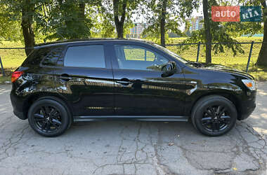 Внедорожник / Кроссовер Mitsubishi ASX 2015 в 