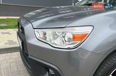 Внедорожник / Кроссовер Mitsubishi ASX 2012 в 