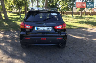 Внедорожник / Кроссовер Mitsubishi ASX 2010 в 