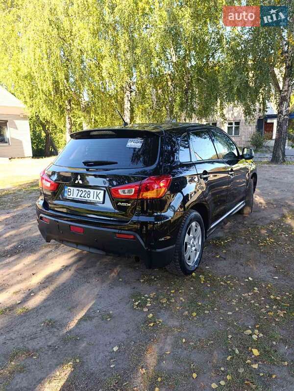 Внедорожник / Кроссовер Mitsubishi ASX 2010 в Пирятине